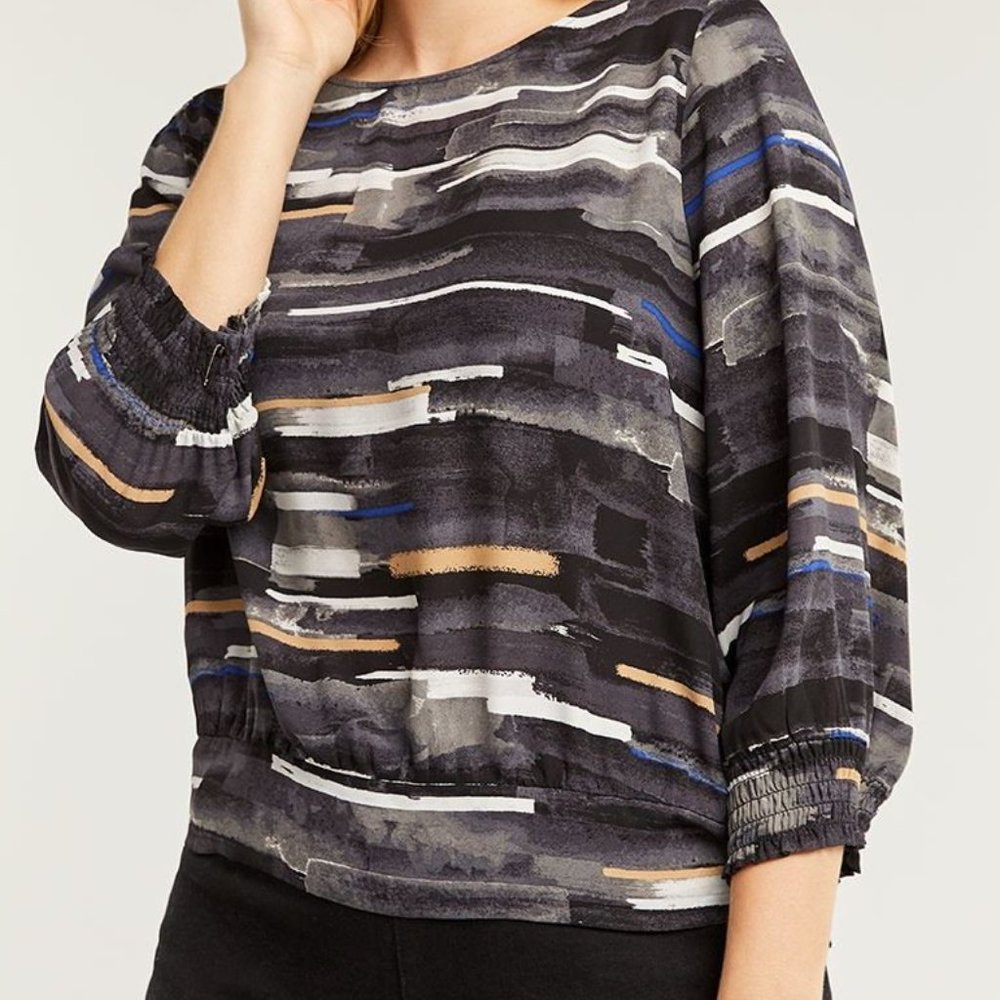 Chic Gray and Black Boxy 3/4 Sleeve Blouse